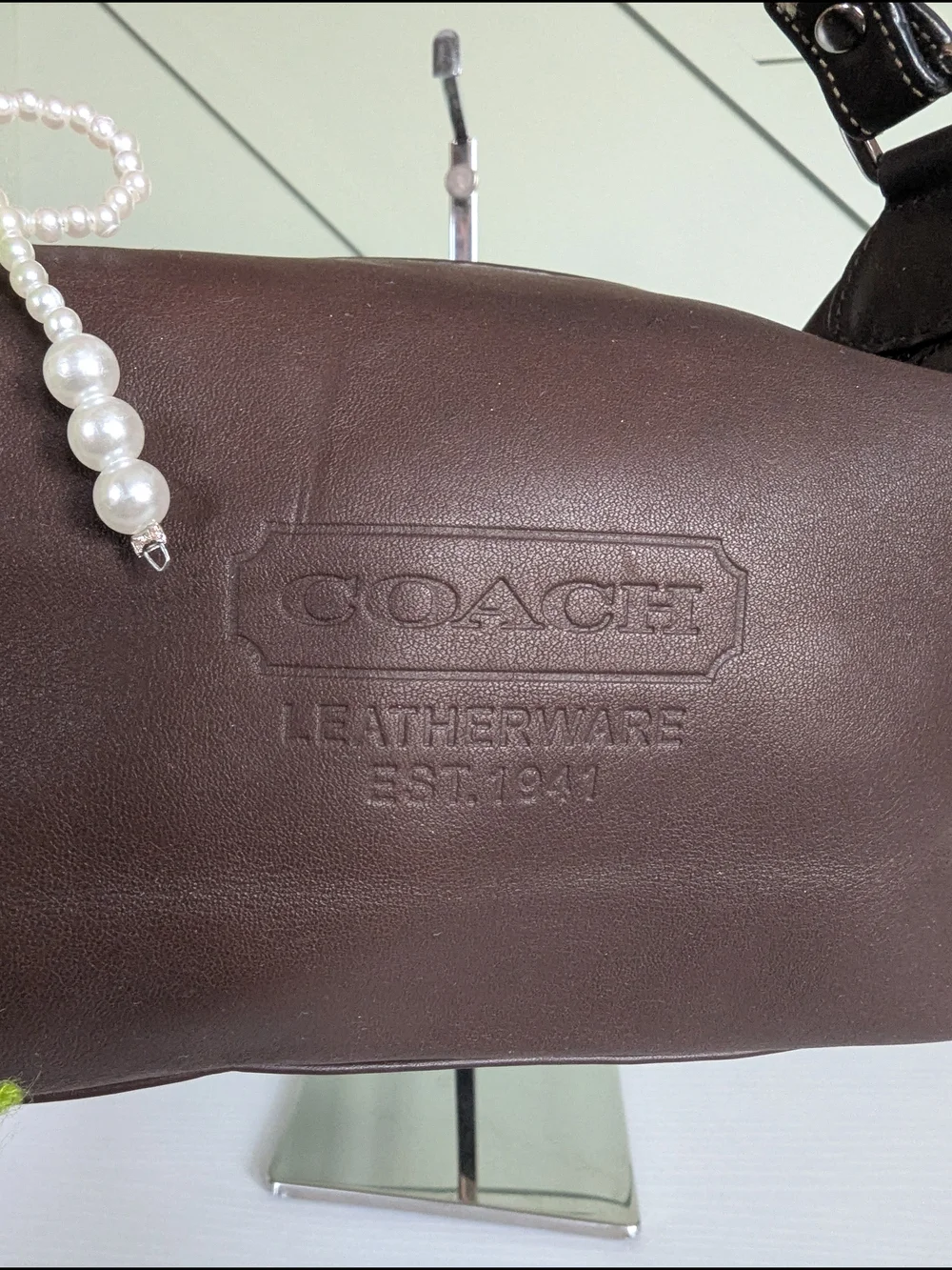 COACH Brown Leather Shoulder Bag - Elegant Everyday Carry